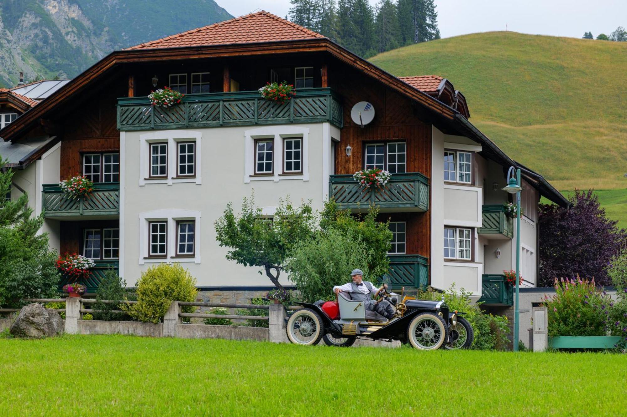 Posthotel Lechtal, Arlberg Holzgau Exterior foto